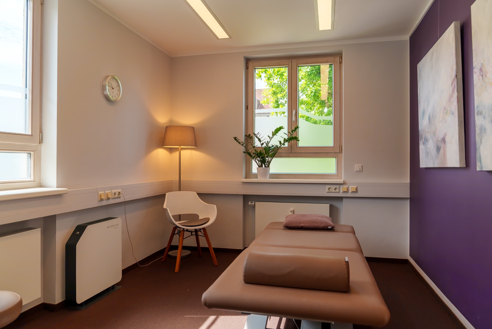 Behandlungsraum der Physiotherapie Coumans in Gilching